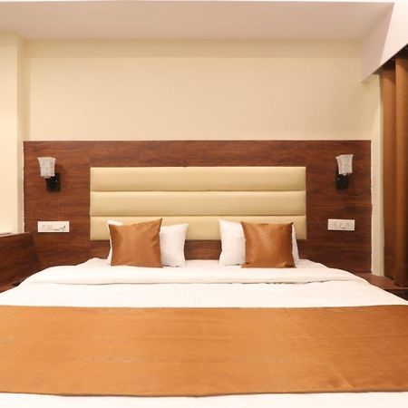 לקנאו Hotel Blueark מראה חיצוני תמונה