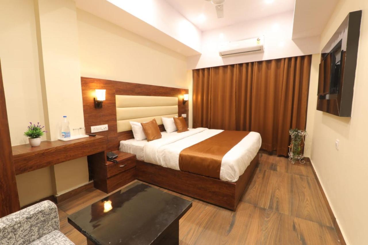 לקנאו Hotel Blueark מראה חיצוני תמונה