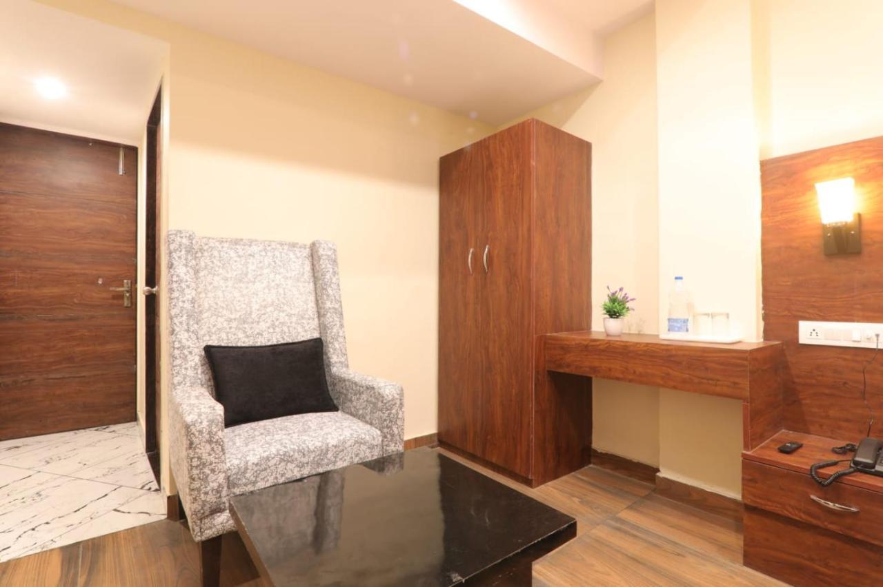 לקנאו Hotel Blueark מראה חיצוני תמונה