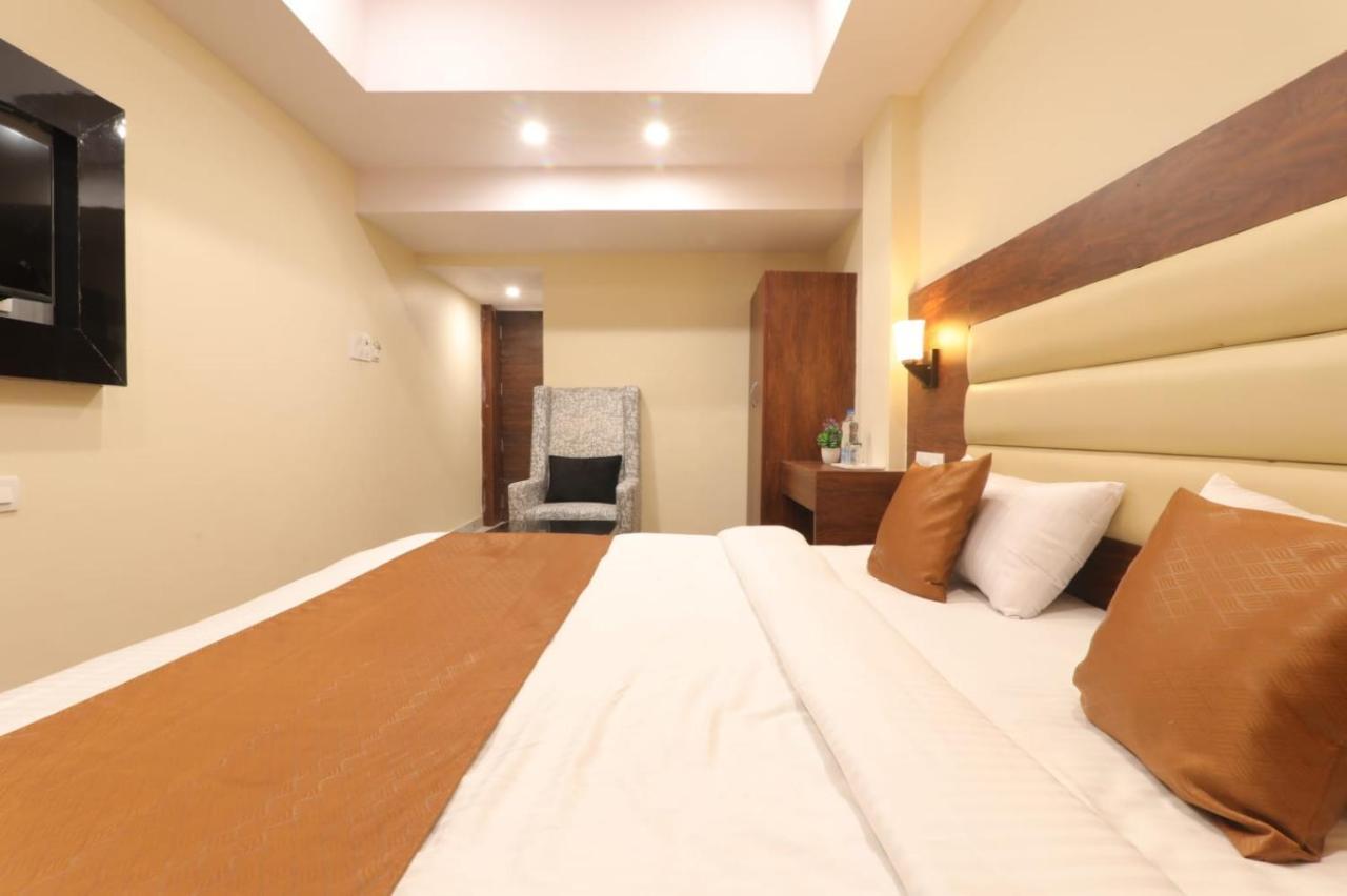 לקנאו Hotel Blueark מראה חיצוני תמונה