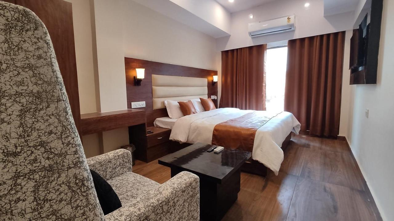 לקנאו Hotel Blueark מראה חיצוני תמונה