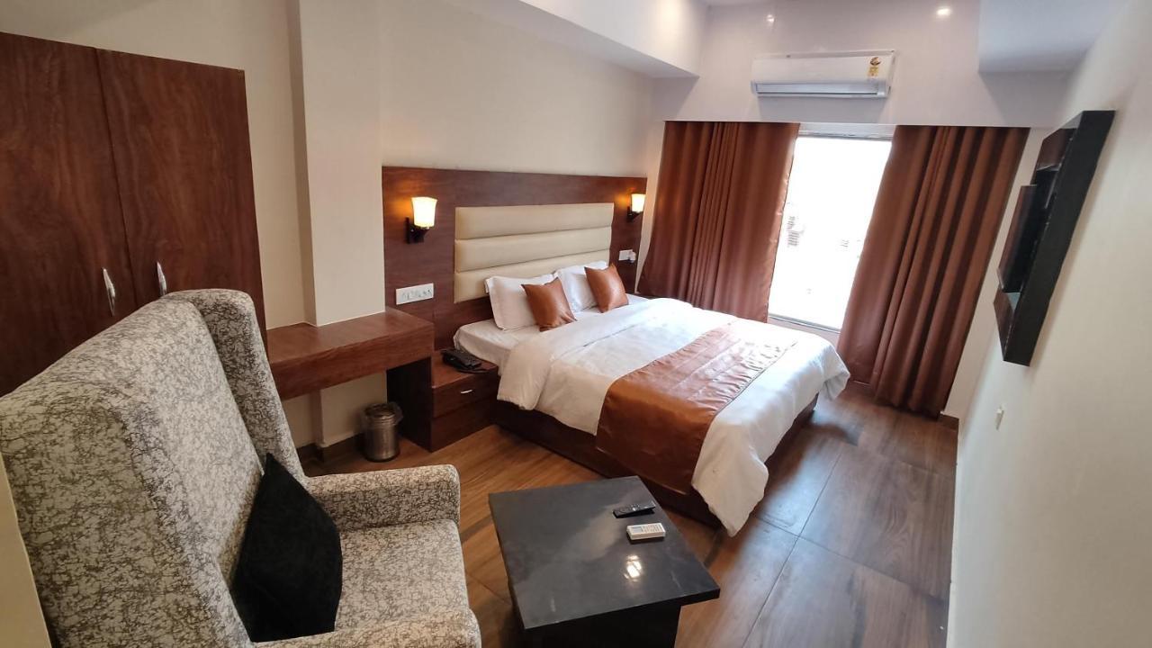 לקנאו Hotel Blueark מראה חיצוני תמונה