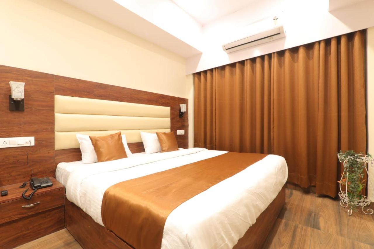 לקנאו Hotel Blueark מראה חיצוני תמונה