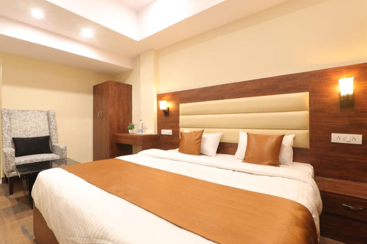 לקנאו Hotel Blueark מראה חיצוני תמונה