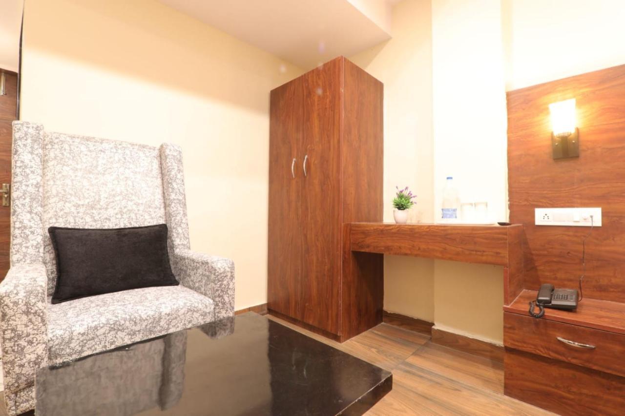 לקנאו Hotel Blueark מראה חיצוני תמונה